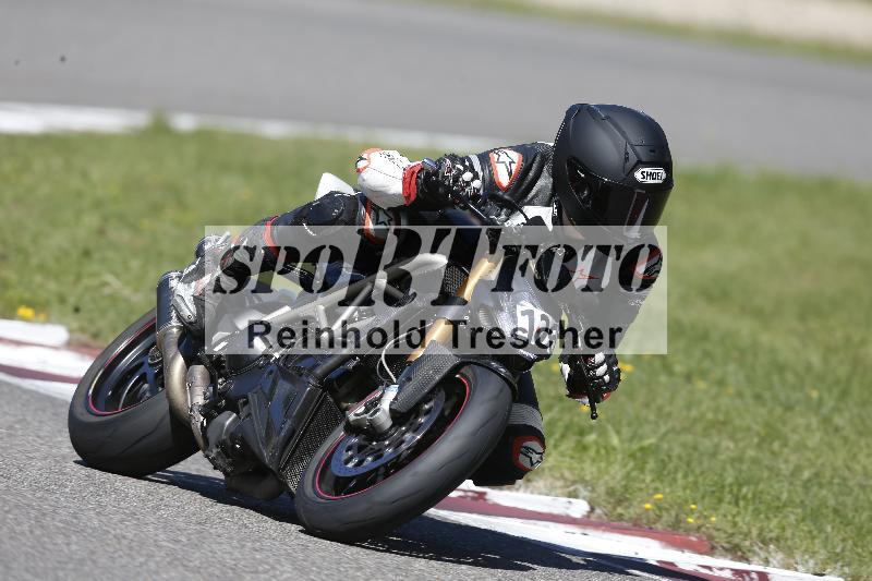 /Archiv-2025/48 25.08.2025 Cornu Master School ADR/rot-rouge/126